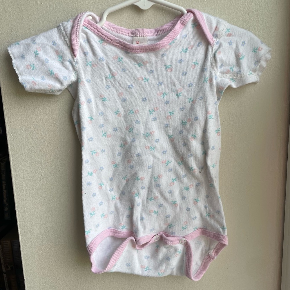 VINTAGE SEARS FLORAL GRAPHIC PRINT ONESIE OUTFIT SIZE 6 MONTHS 100% COTTON